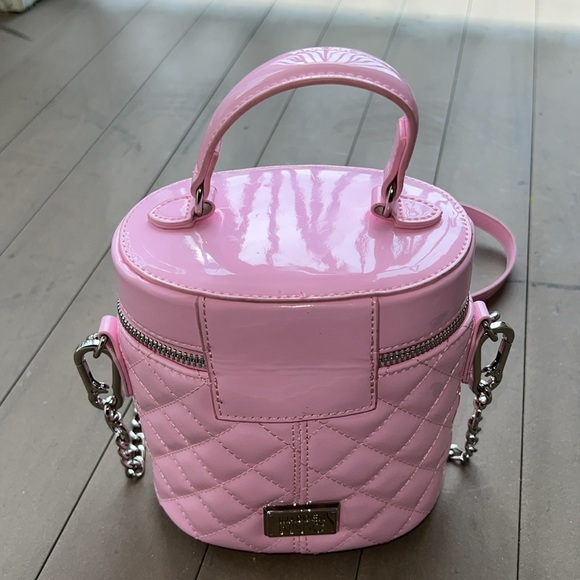 Madden NYC Women's Pink Canteen Handbag with Chain Accent - Picture 3 of 10